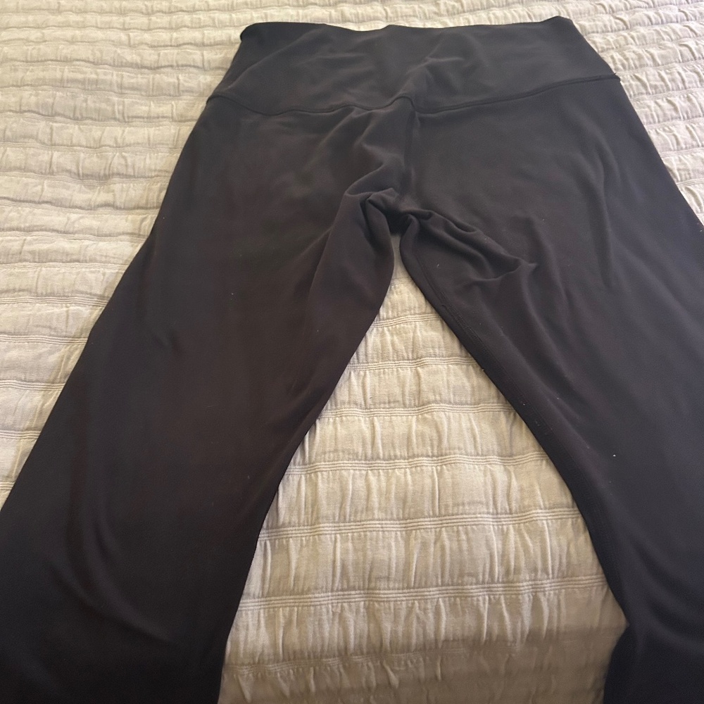 Lululemon capri size 10